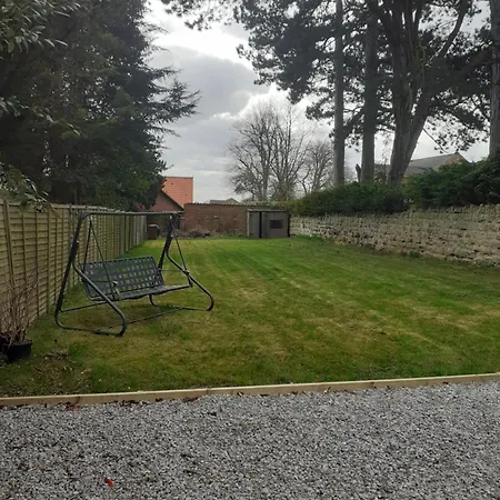 Дом отдыха West Garth Малтон