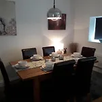 West Garth Semesterbostad